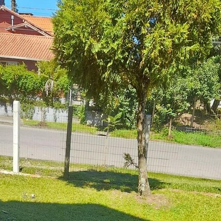كانيلا Casa Ampla Com Lareira E Churrasqueira المظهر الخارجي الصورة