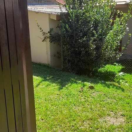 كانيلا Casa Ampla Com Lareira E Churrasqueira المظهر الخارجي الصورة