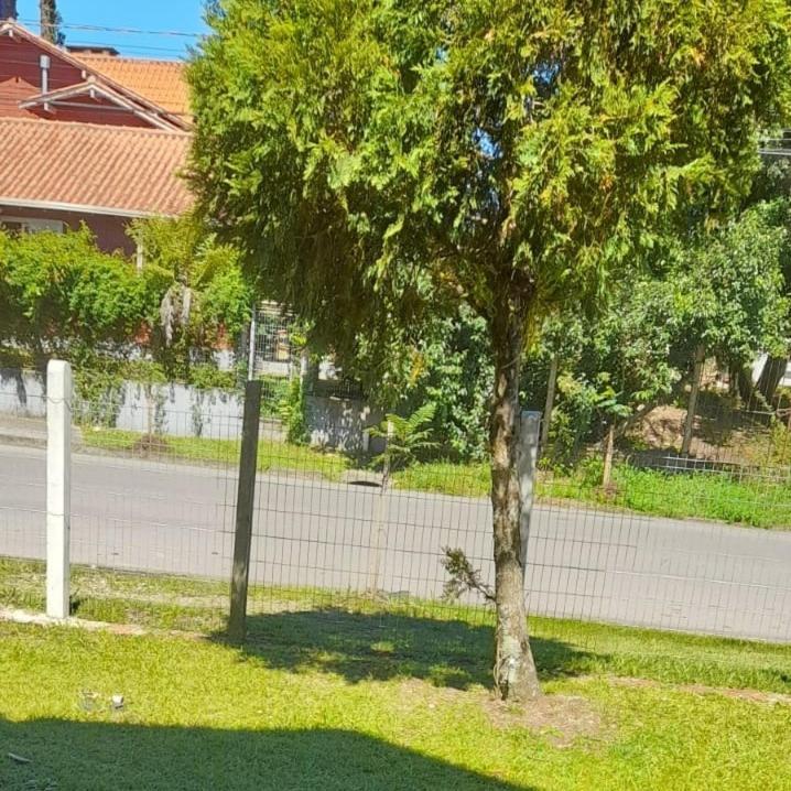 كانيلا Casa Ampla Com Lareira E Churrasqueira المظهر الخارجي الصورة