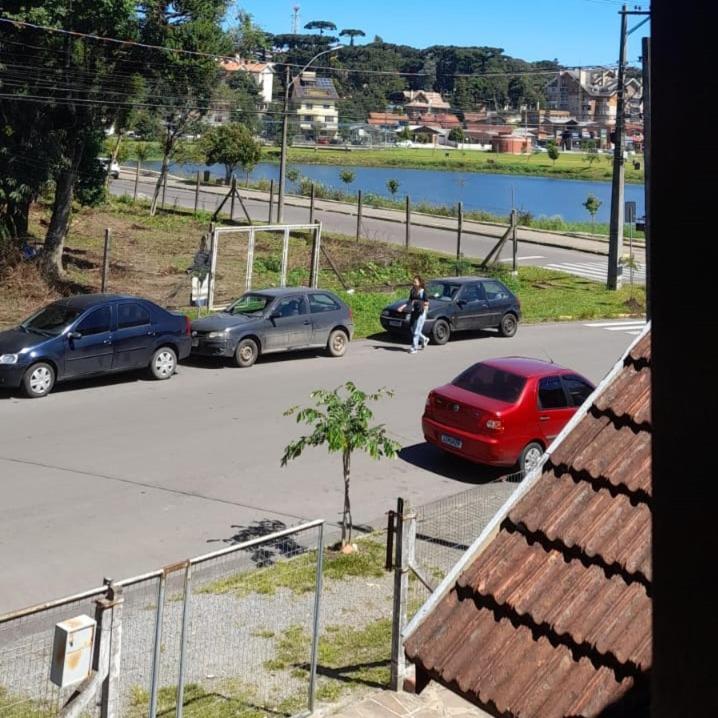 كانيلا Casa Ampla Com Lareira E Churrasqueira المظهر الخارجي الصورة